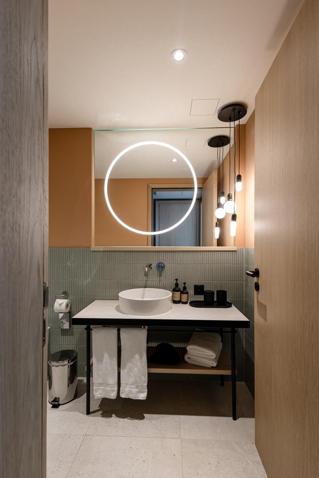 Hotel The Yarn Horgen Exterior foto